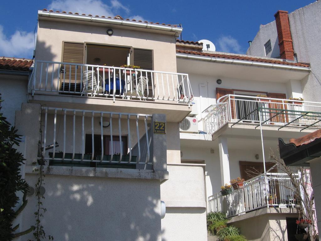 Apartments Marjanovic Бол Экстерьер фото