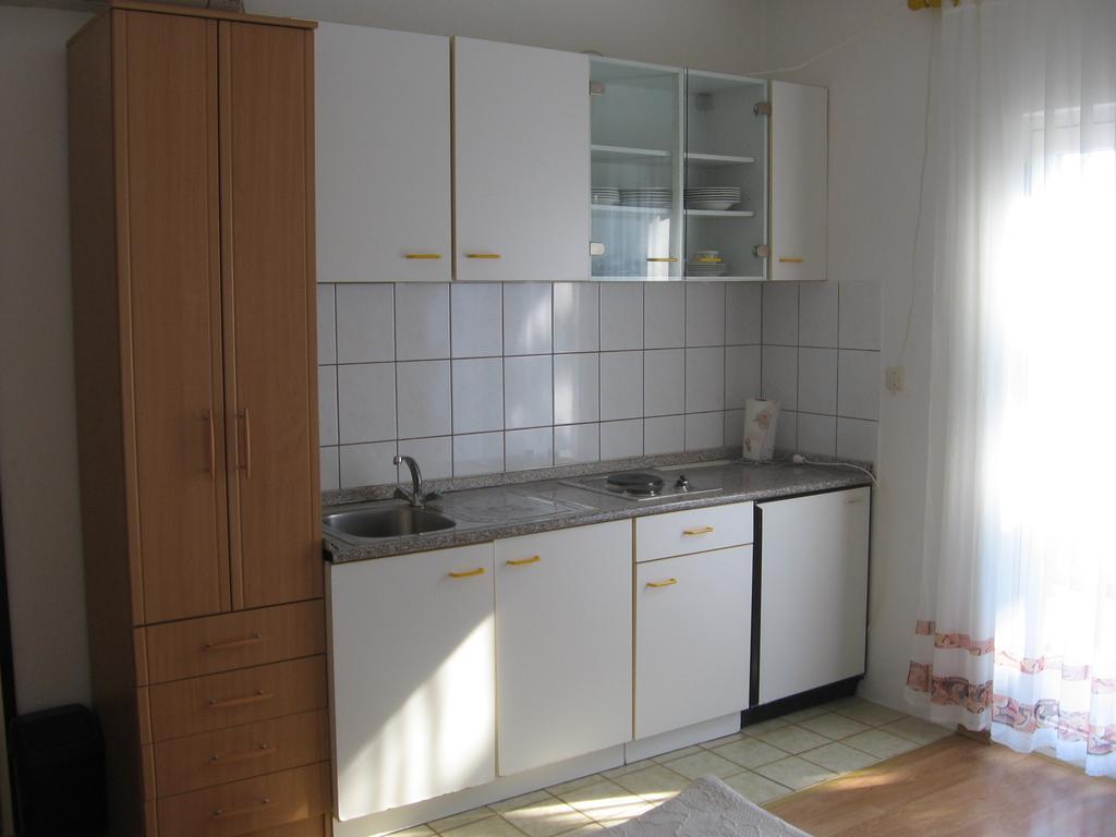 Apartments Marjanovic Бол Номер фото